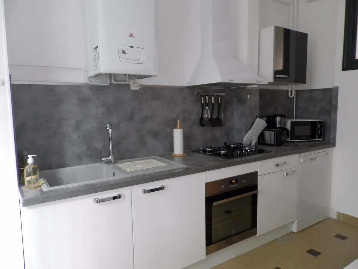 Bel Appartement A Vichy Apartment