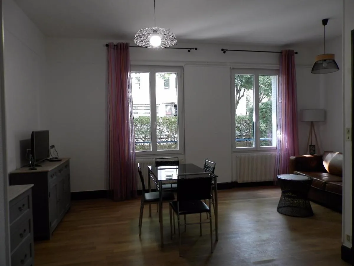 Apartment Bel Appartement A Vichy